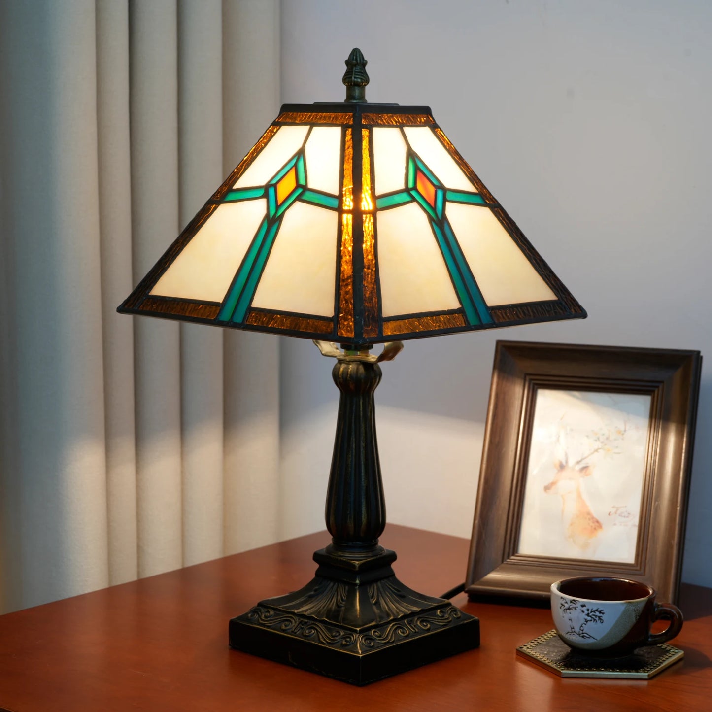 Mission Style Stained Glass Table Light Yellow Antique Desk Lamp Vintage Beside Reading Lamp for Home Living Room Bedroom Office
