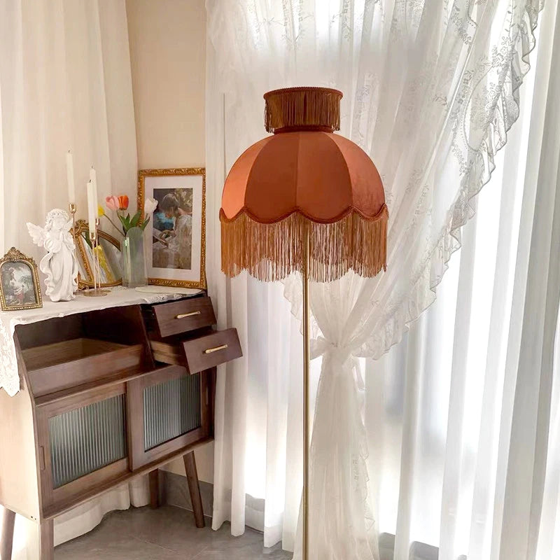French Tassel Velvet Lampshade Floor Lamp Luxurious Retro Caramel Handmade Art Station Lamp For Living Room Sofa Bedroom Home