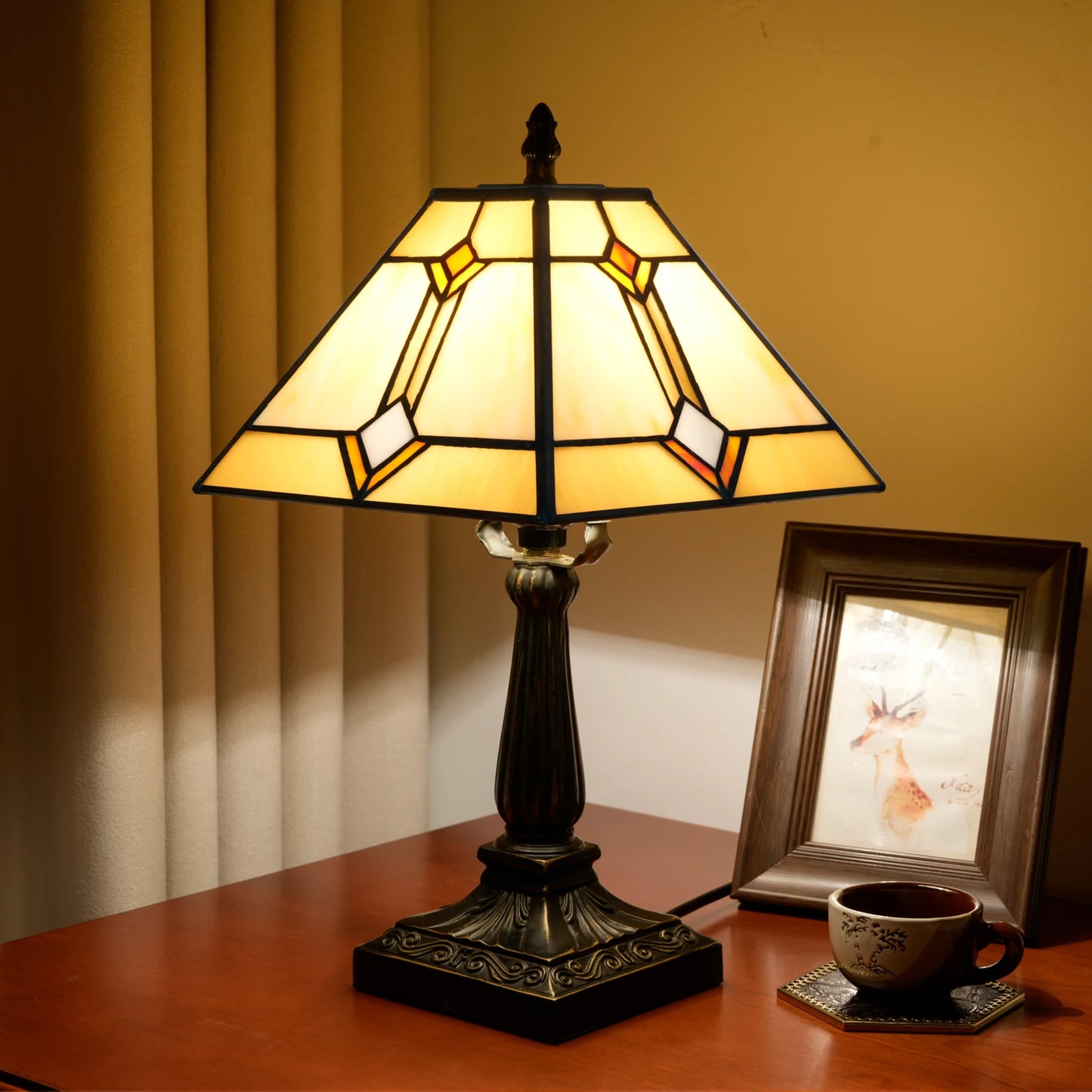 Mission Style Stained Glass Table Light Yellow Antique Desk Lamp Vintage Beside Reading Lamp for Home Living Room Bedroom Office