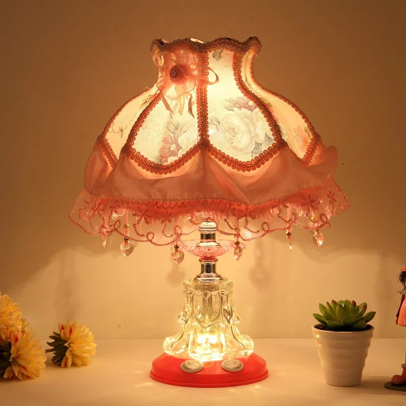 Nordic Retro Pink Table Lamps for Children's Bedroom Bedside Lamp Princess Room Decor Red Desk Lamp
