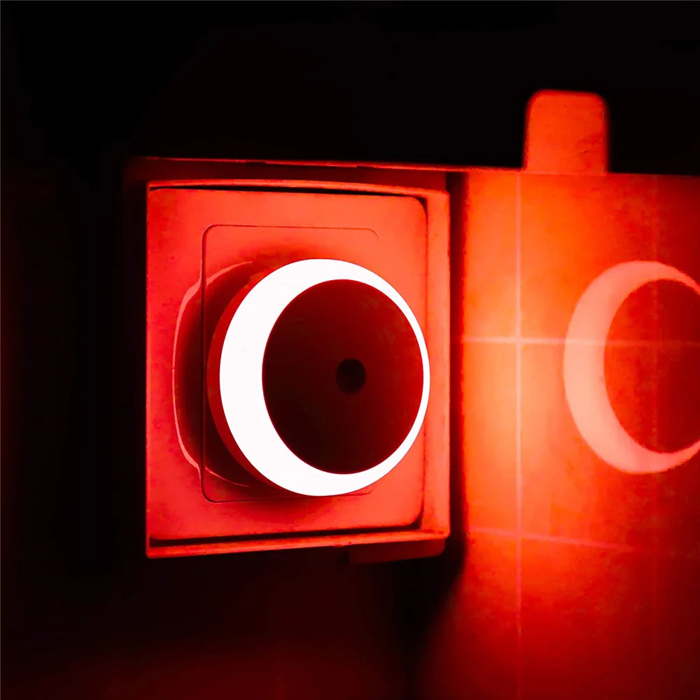 LED Night Light Plug in Dusk To Dawn Smart Sensor Auto Dim Into Wall Night Lamp for Bathroom Hallway Kitchen Stairway Bedroom