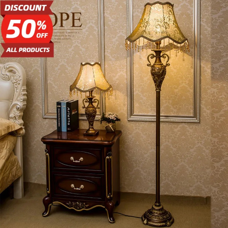 Resin Vintage Floor Lamp Classical Pastoral Foot Switch Living Room Lamp Home Daily Lustre Fixtures with Lampshade