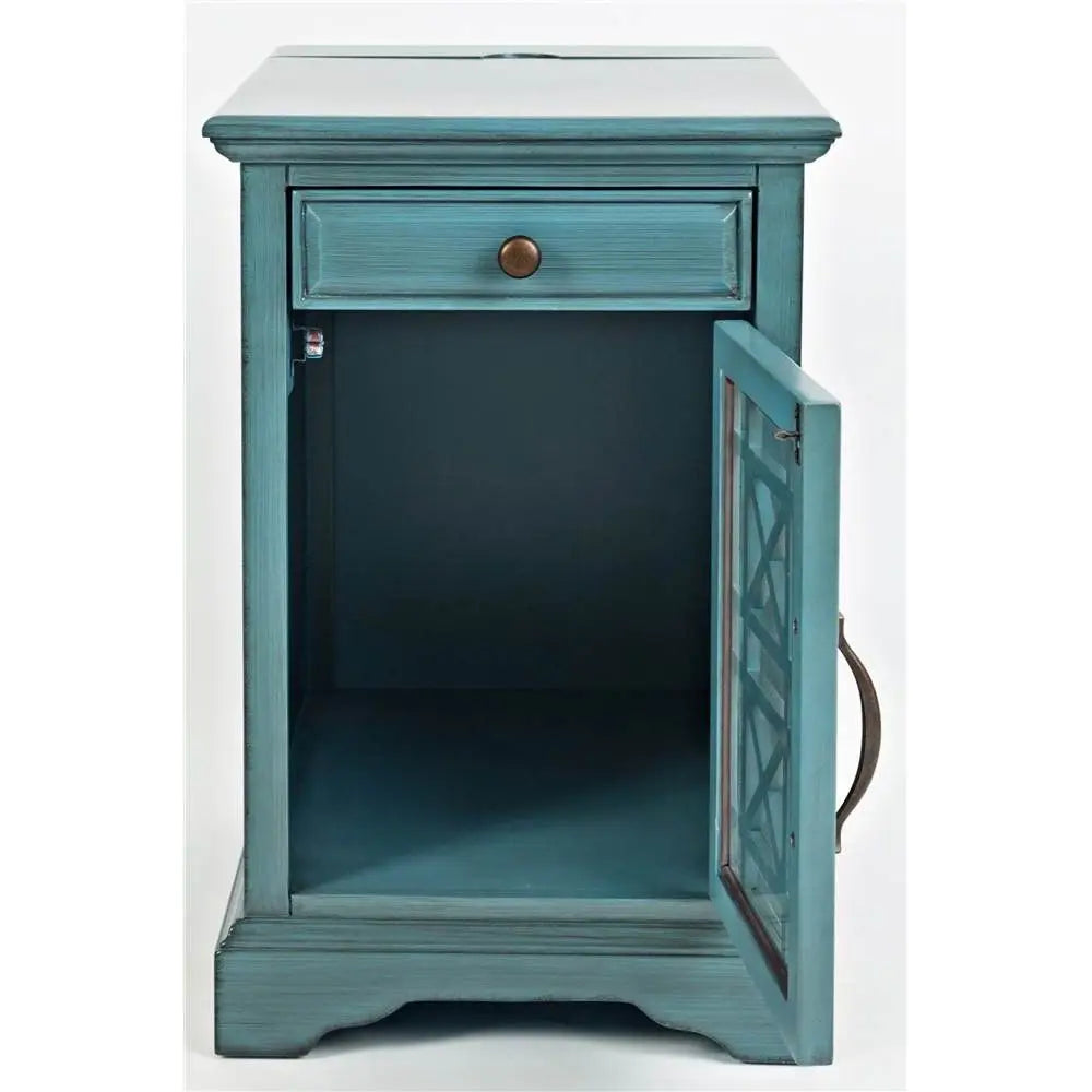 Farmhouse Craftsman End Table With USB Charging Station