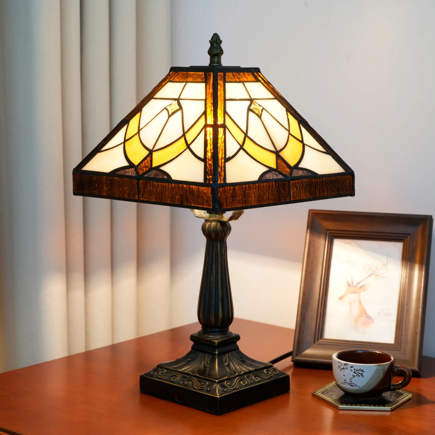 Mission Style Stained Glass Table Light Yellow Antique Desk Lamp Vintage Beside Reading Lamp for Home Living Room Bedroom Office
